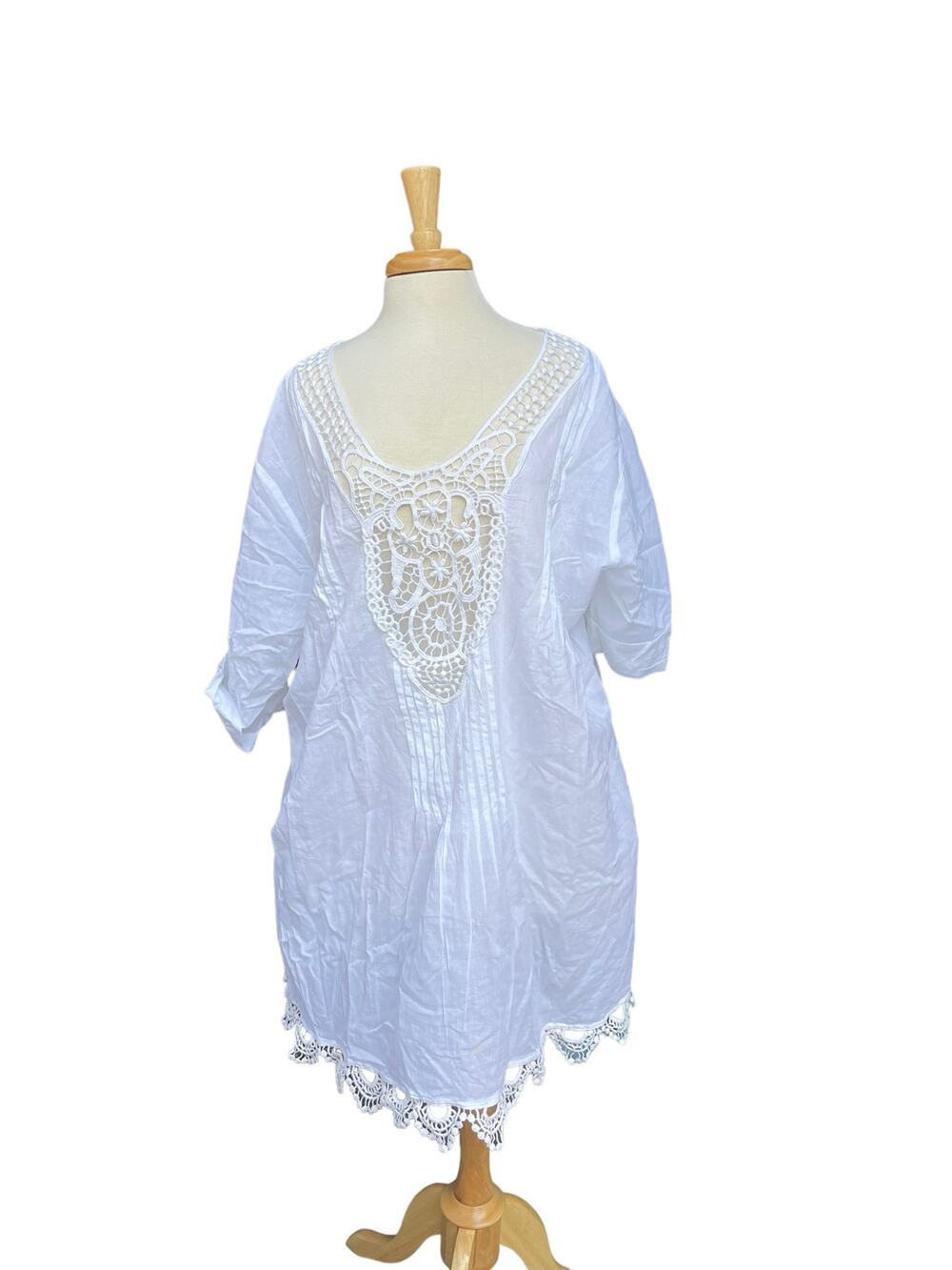 Swimsuits For All Crochet Detail Short Sleeve Cover Up Dress White Size 22/24